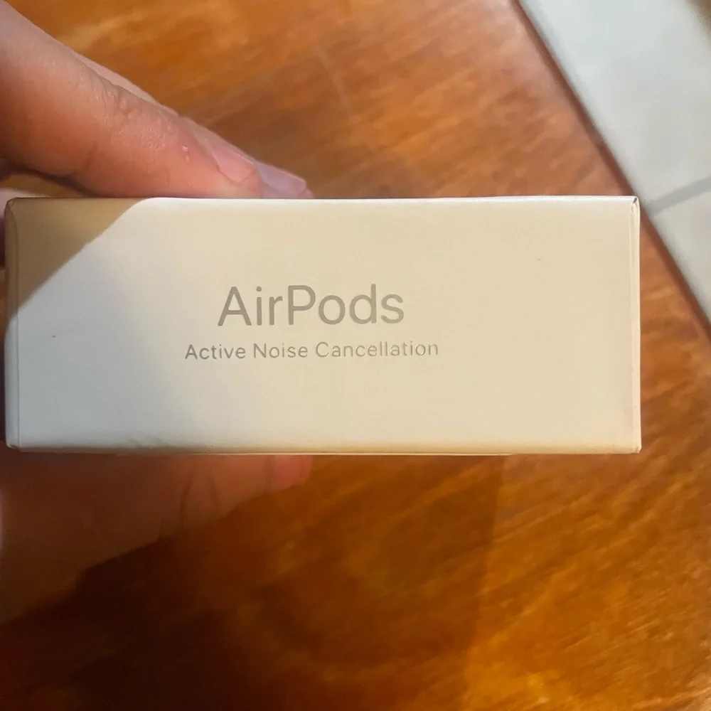 AirPods gen4 noise cancellation